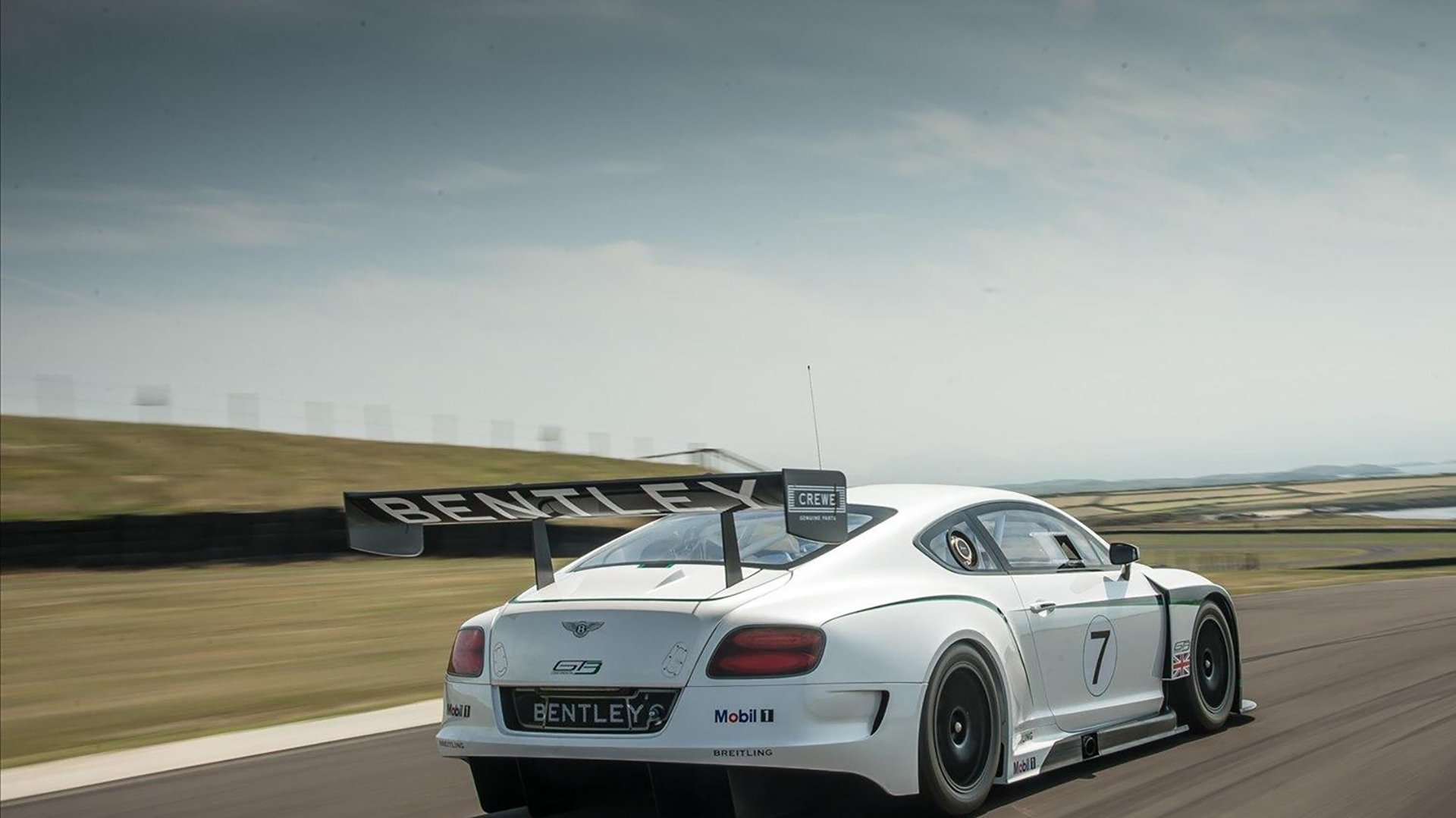 托桑·埃夫布奥姆万成为NBA品牌代言人，nba球星都代言了哪些球鞋