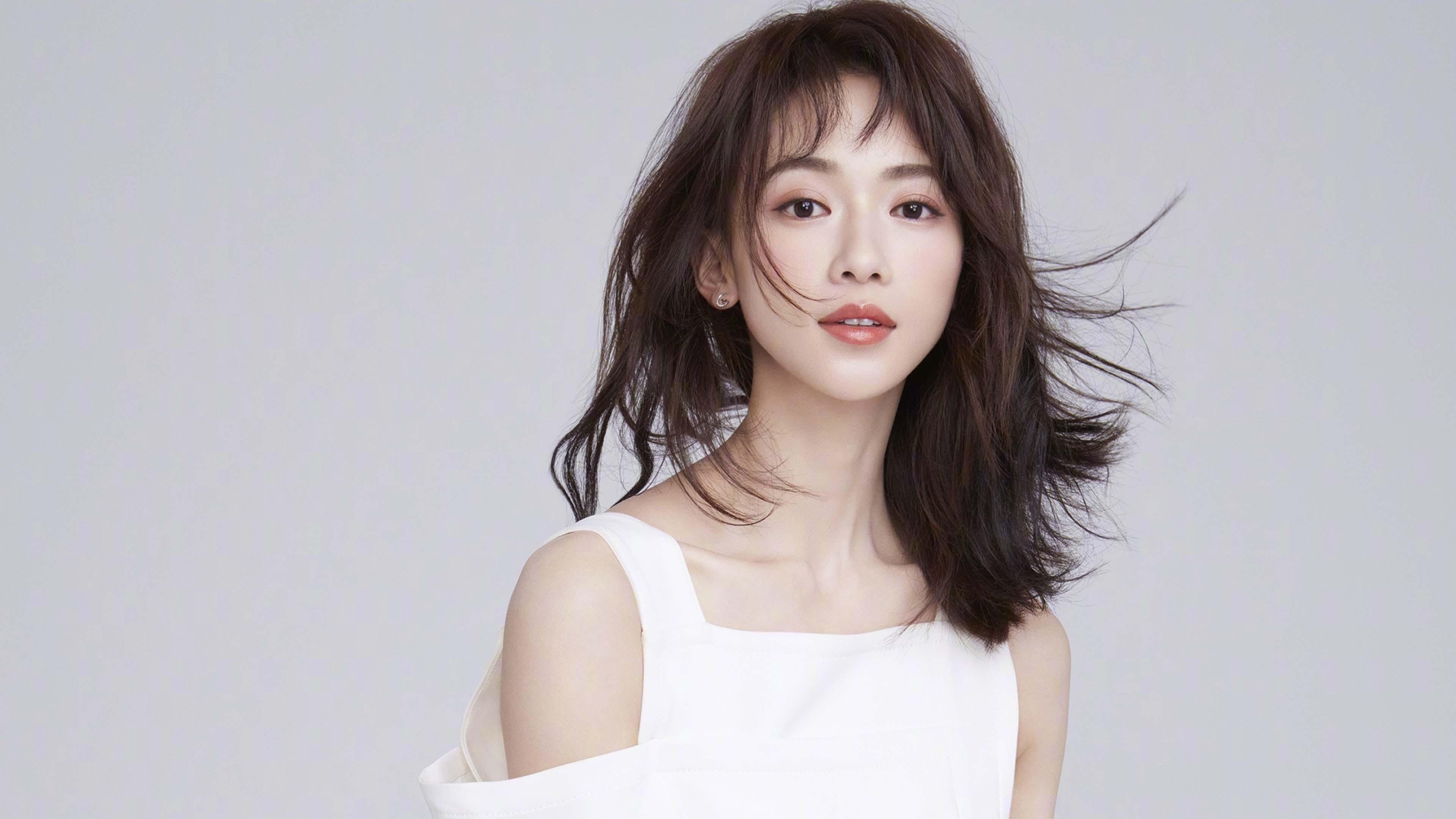 开云中国官网-全国足球场地绿化技术应用创新，打造“绿色运动场”，足球场绿色草坪背景图